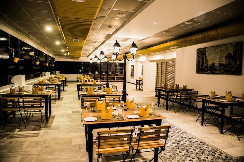 Zip By Spree Hotel Mangala International