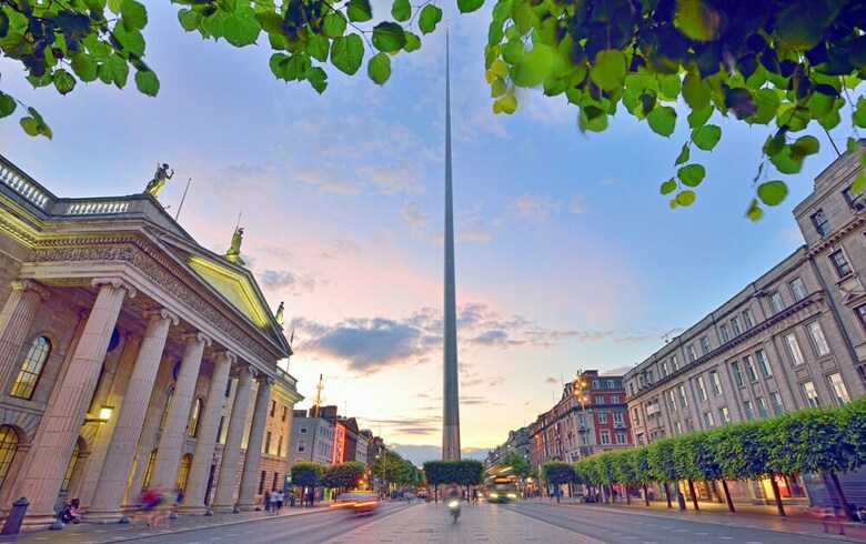 Apartamentos Grand Canal Quay Apt Sleeps 10