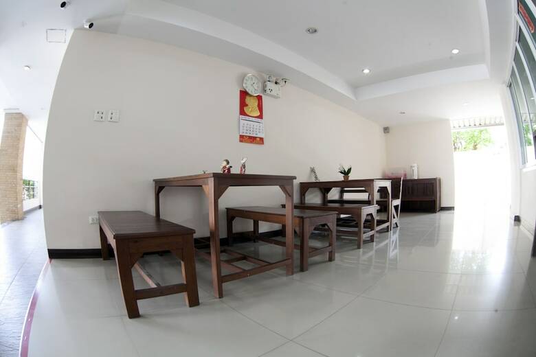 Hotel Weerawan Place