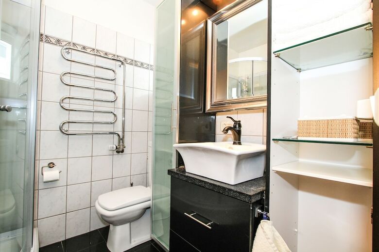 Apartamentos Downtown Charm Reykjavik, 2 Bedrooms With Balcony