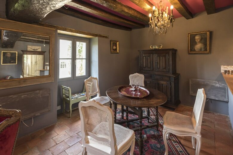 Hotel Chambres D'h�tes Et G�tes Manoir De Montecler