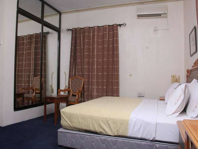 Hotel Ed Scob Suites Limited