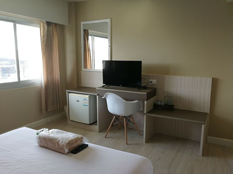 Srivichai Hotel
