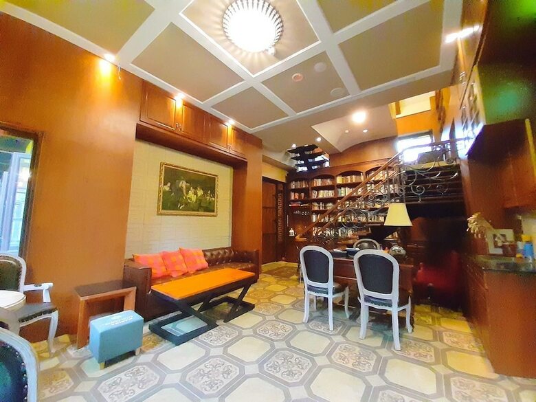 Bed & Breakfast Puli Story House
