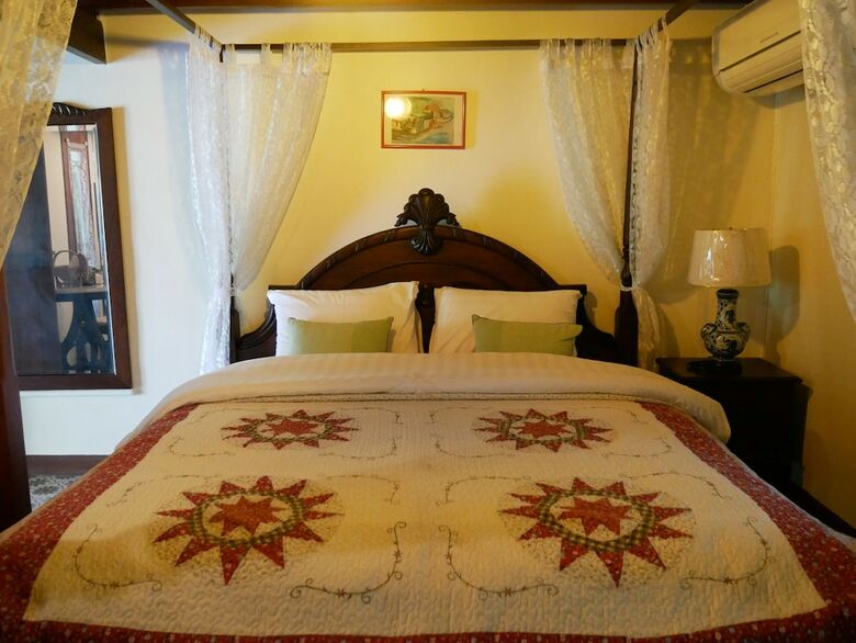 Hotel Ruenthai Jong Lux