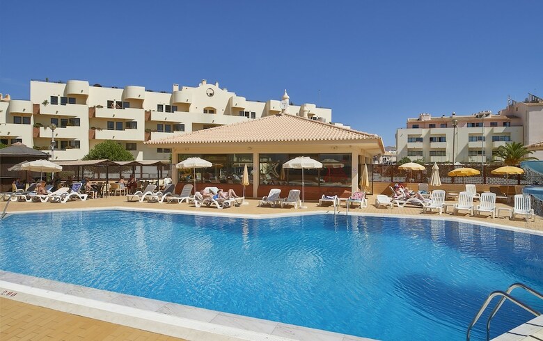Oceanus Aparthotel