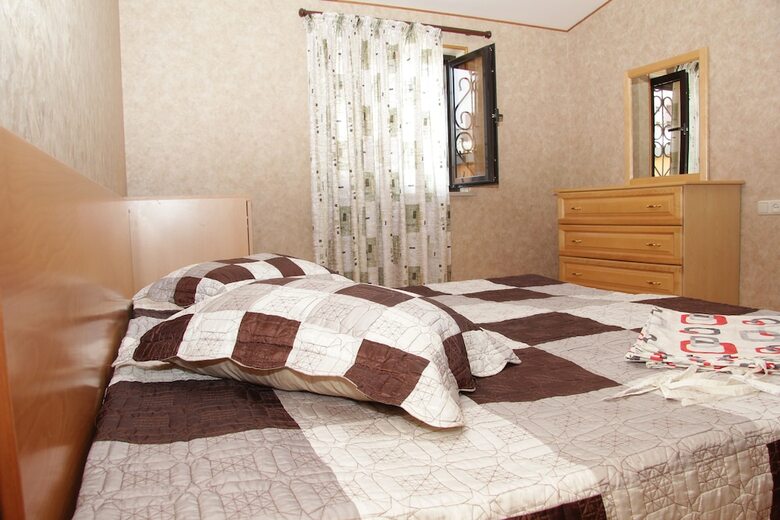 Hostal Rafael Hostel