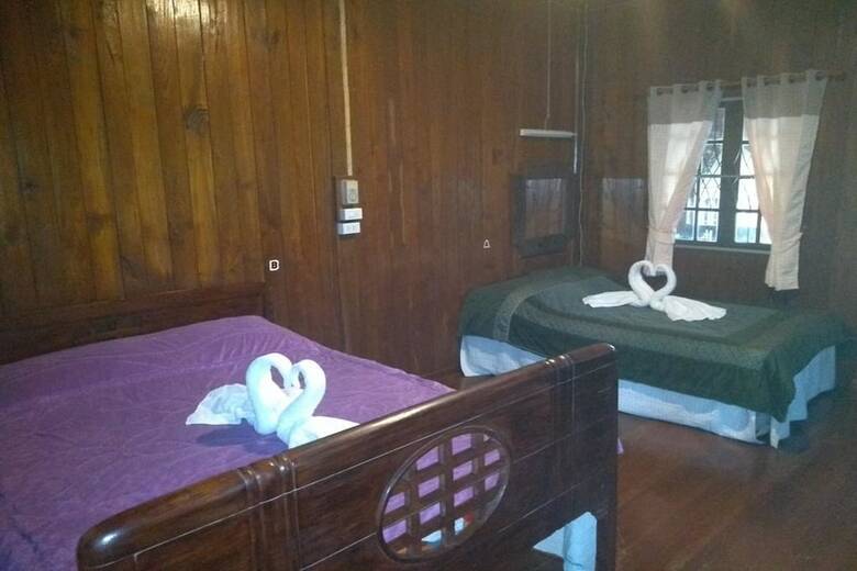 Hostal Crossroads House - Hostel