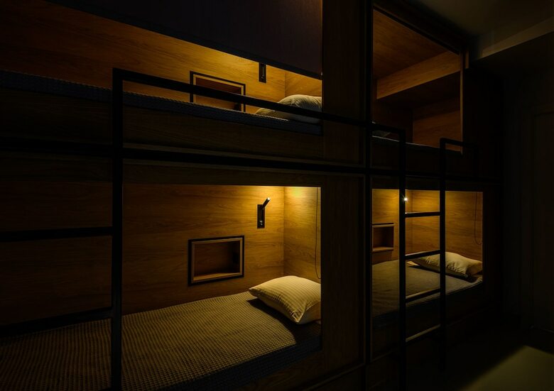 Hostal Mosaikon Hostel