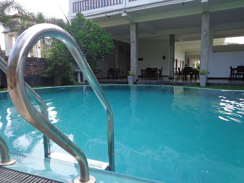 Hotel Star White Negombo