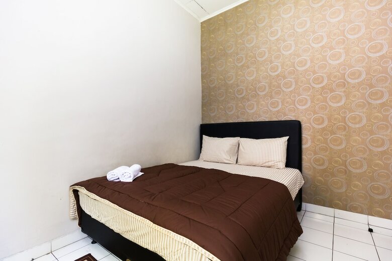 Hotel Pele Backpacker Guesthouse