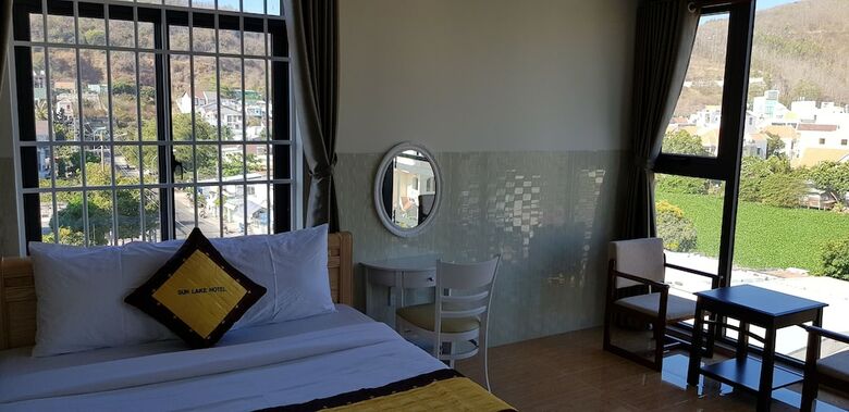 Sun Lake Hotel