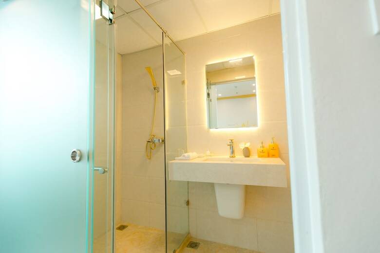 Honeymoon Hotel & Apartment