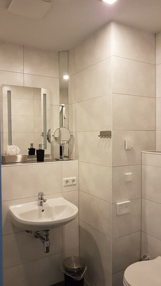 Hostal Pension Haus Am Waldesrand