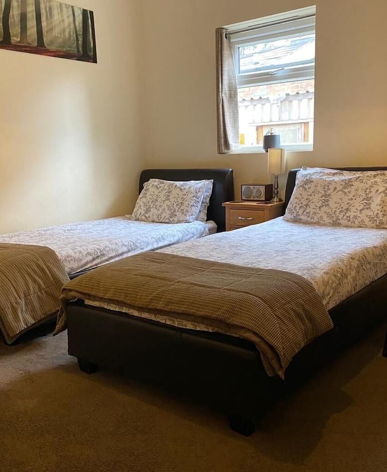 Bed & Breakfast Sutton Guest House
