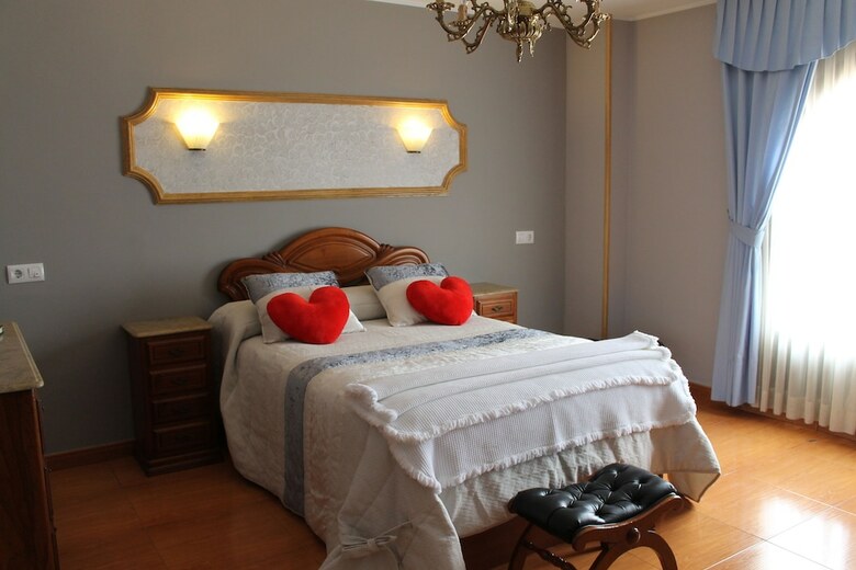 Hotel Reyes Astures