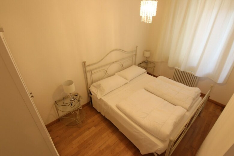 The Charmant Apartment With Lake View