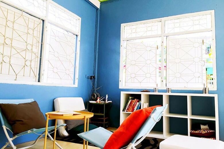 Hostal Hush Hush Cabiner - Hostel