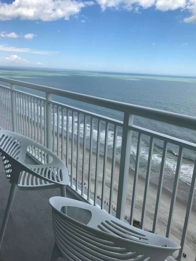 Hotel South Bay Inn & Suites