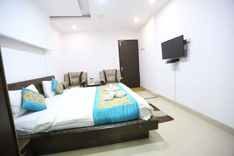 Hotel Uttaranchal Tourist Guest House