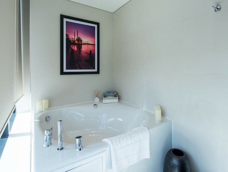 Hotel Centro Westside By Rotana