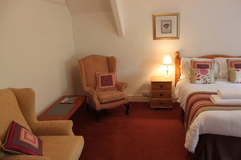 Hotel Bryn Eisteddfod B&B