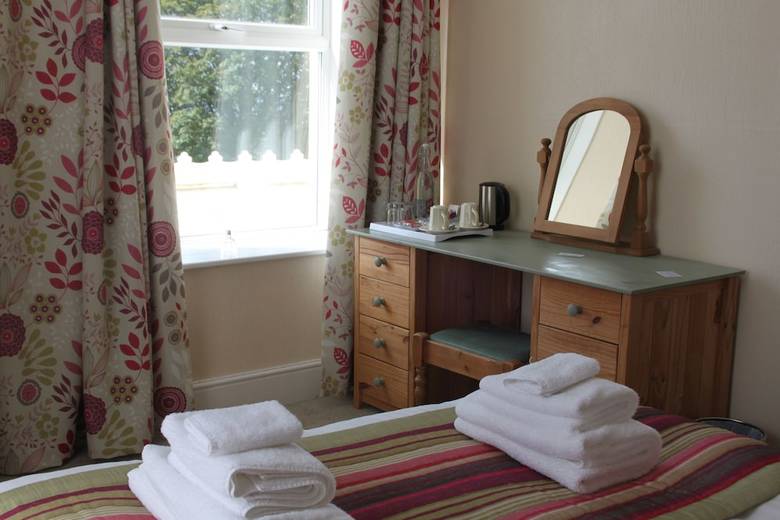 Hotel Bryn Eisteddfod B&B