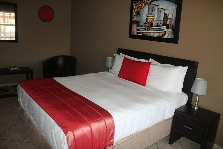 Hotel Sleep-time Guest Lodge