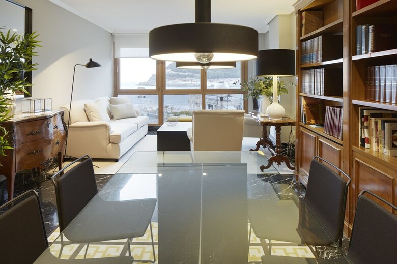 Playa De La Concha 5 Apartment By Feelfree Rentals