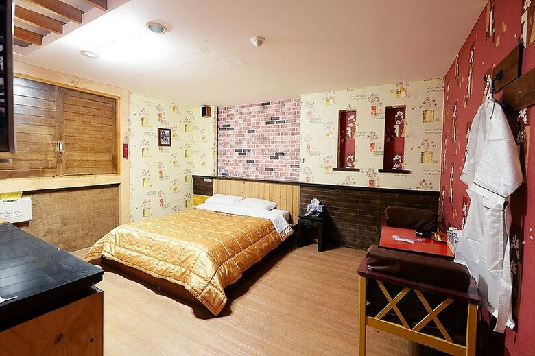 Hotel Cyber Motel