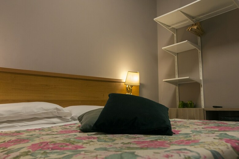 Hotel�