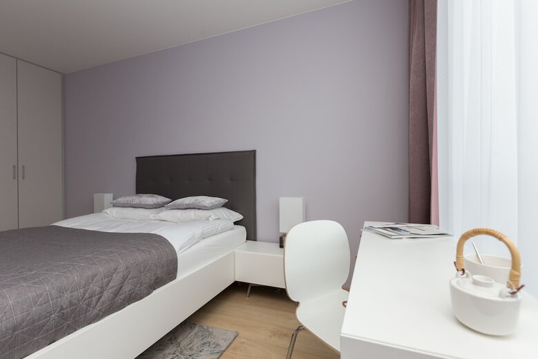 Aparthotel Hello Halicka 5