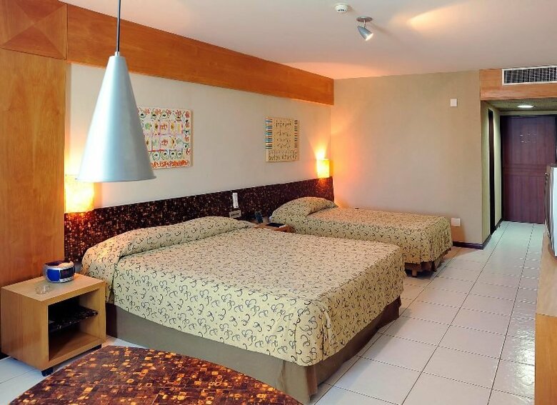 Hotel Ritz Lagoa Da Anta Urban Resort
