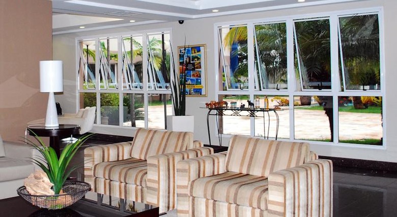 Hotel Comfort Suites Flamboyant