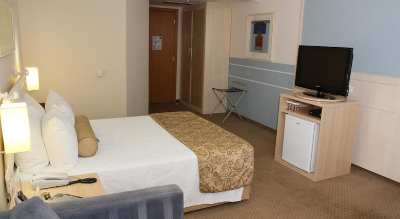 Hotel Comfort Su�tes Londrina