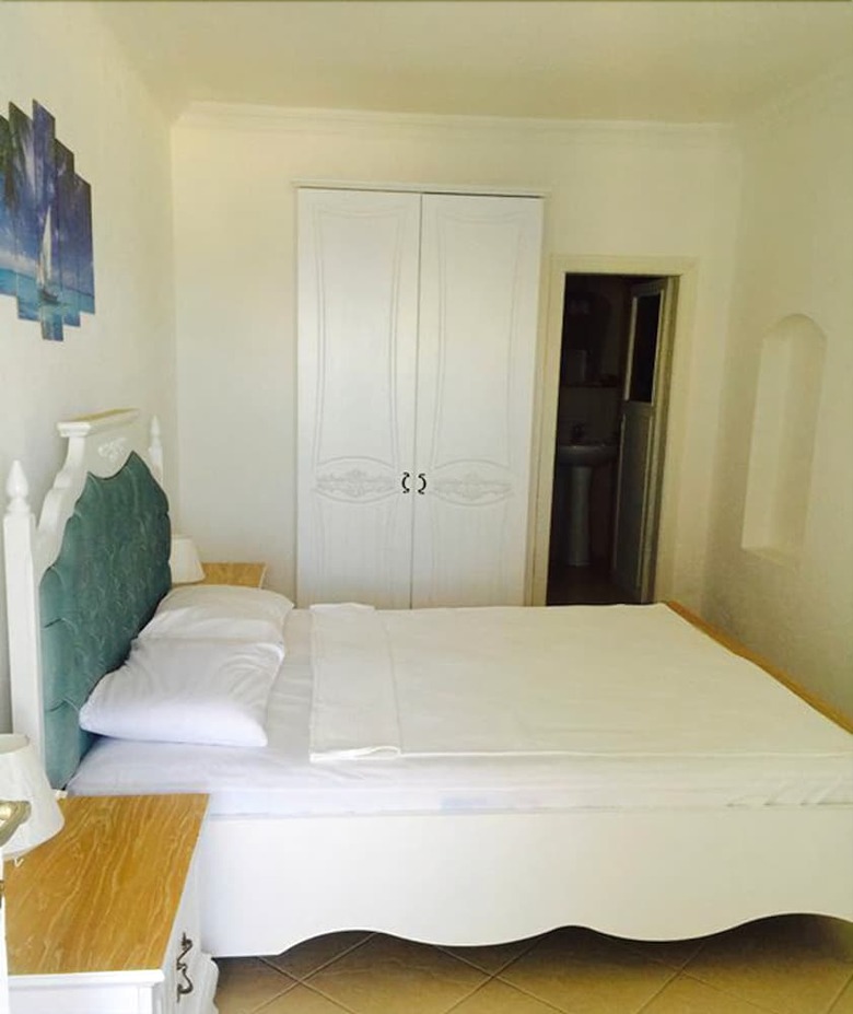 Estrella Beach Hotel