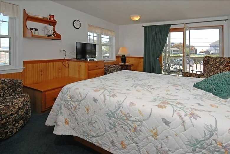Moody's Motel & Cottages