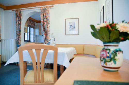 Apartamento Hotel Restaurant Ferienwohnungen Alpenhof
