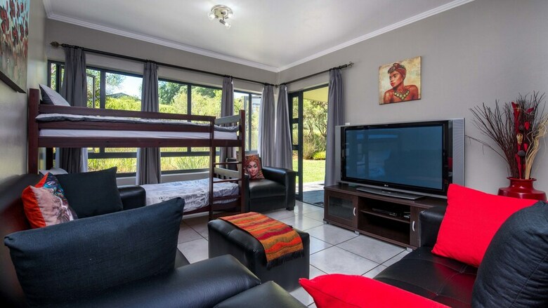 Jackal Creek Self-catering Apartments