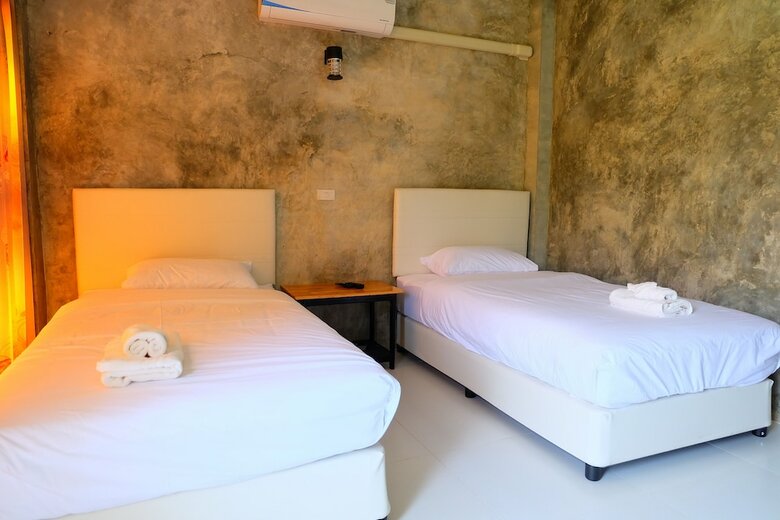 Hotel T Table Inthanon