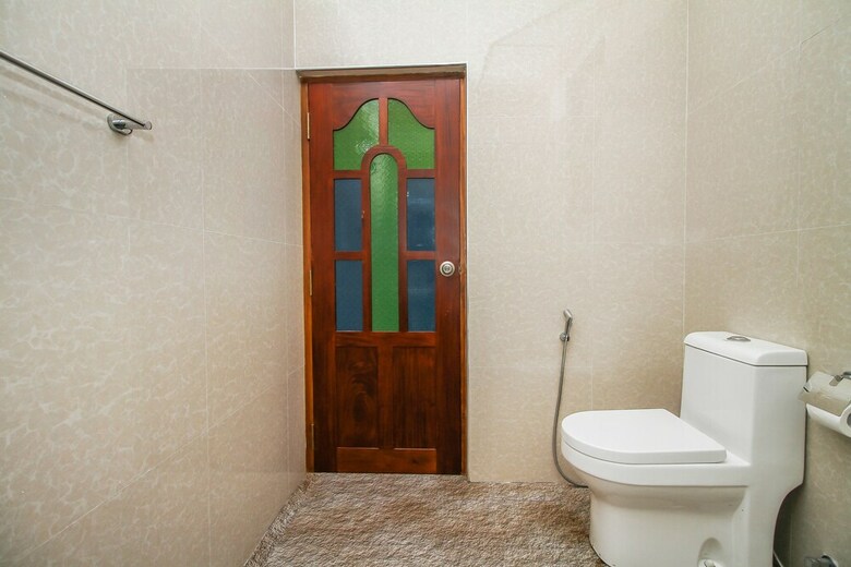 Hotel Oyo 467 Lioni Holidays Villa