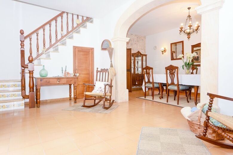 Villa Short Dhortella