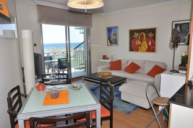 Apartamento Moderno Para 6 Personas En Cambrils