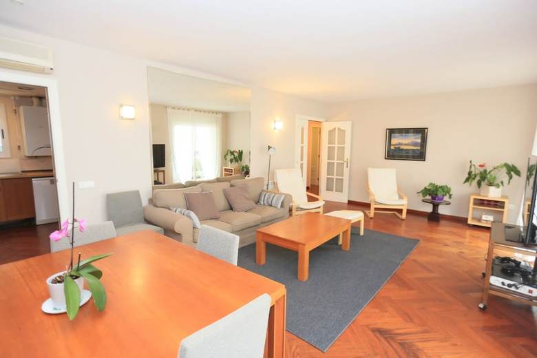 Apartamento Moderno Para 8 Personas En Cambrils
