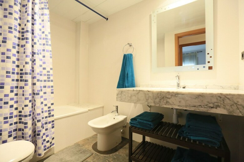 Apartamento Moderno Para 6 Personas En Cambrils