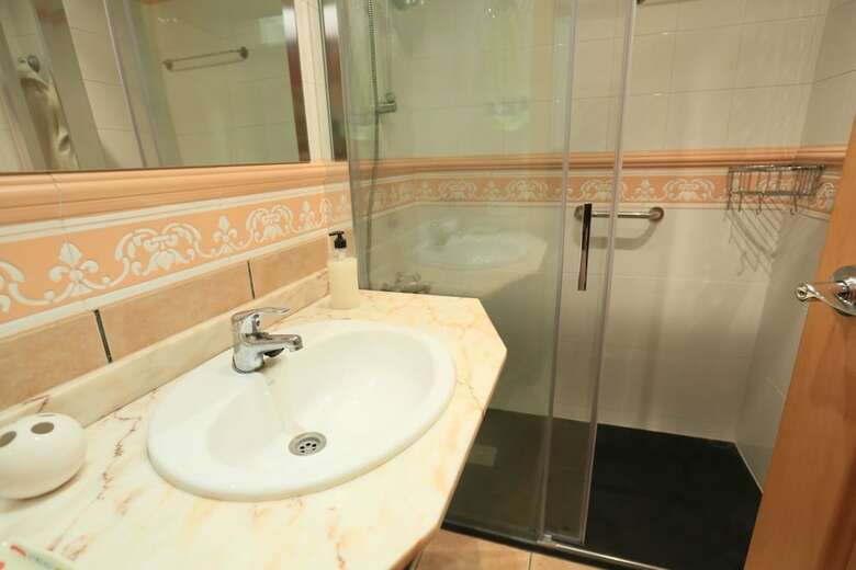 Apartamento Moderno Para 6 Personas En Cambrils