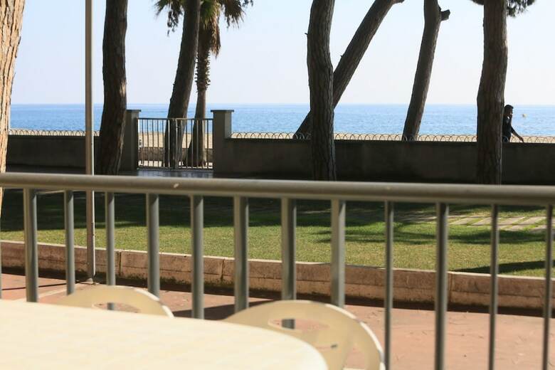 Apartamento Acogedor Para 6 Personas En Cambrils