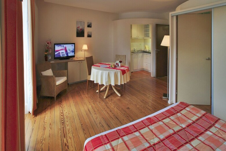 Hotel Cerise Luxeuil Les Sources