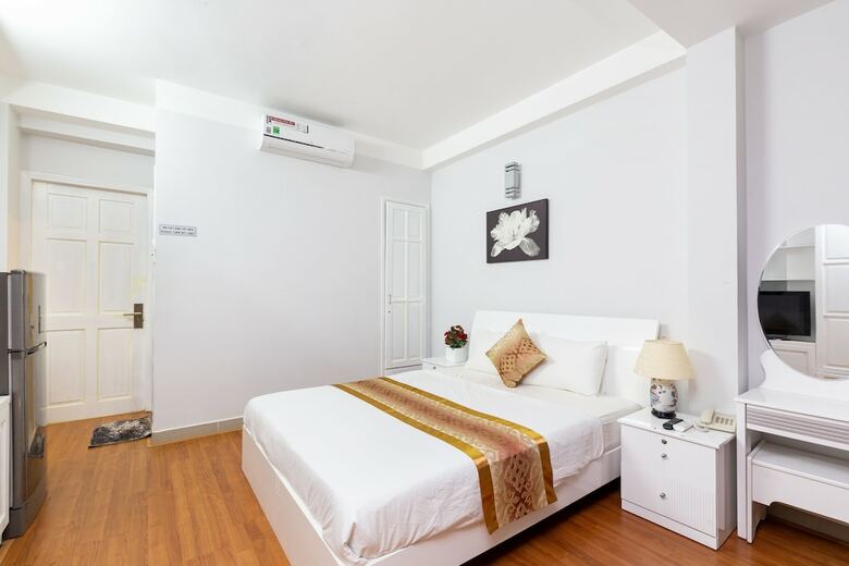 White Diamond Pn Hotel - The Art
