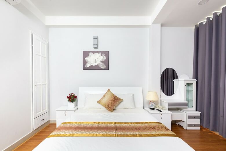 White Diamond Pn Hotel - The Art